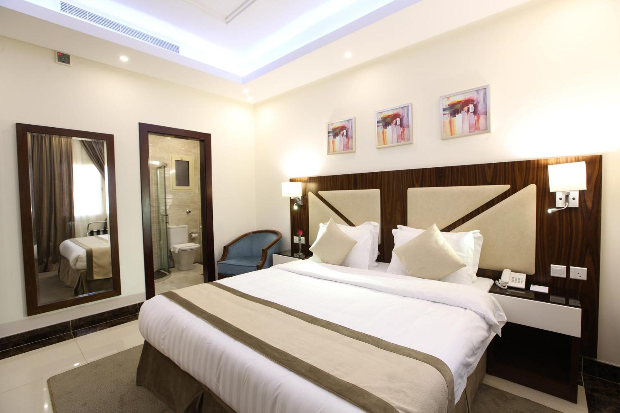 Sun Park Hotel Suites Dschidda Exterior foto