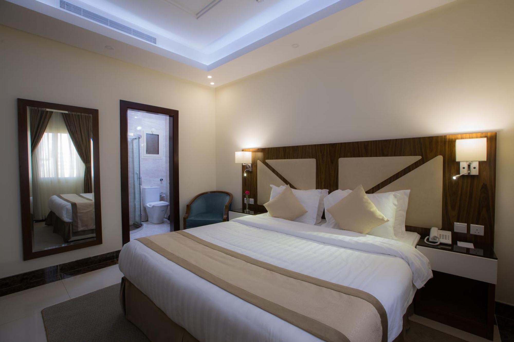 Sun Park Hotel Suites Dschidda Exterior foto