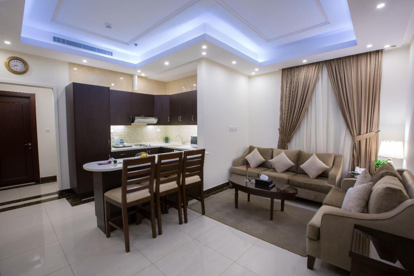 Sun Park Hotel Suites Dschidda Exterior foto