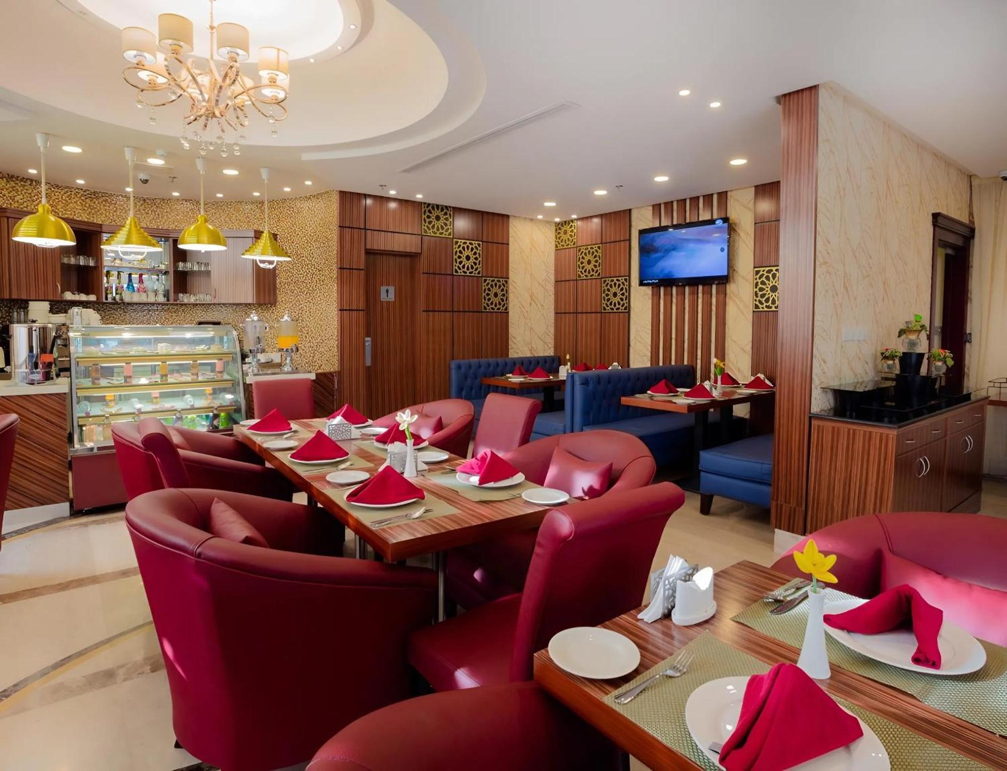 Sun Park Hotel Suites Dschidda Exterior foto